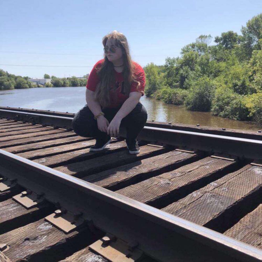 Meet your Posher, Faith